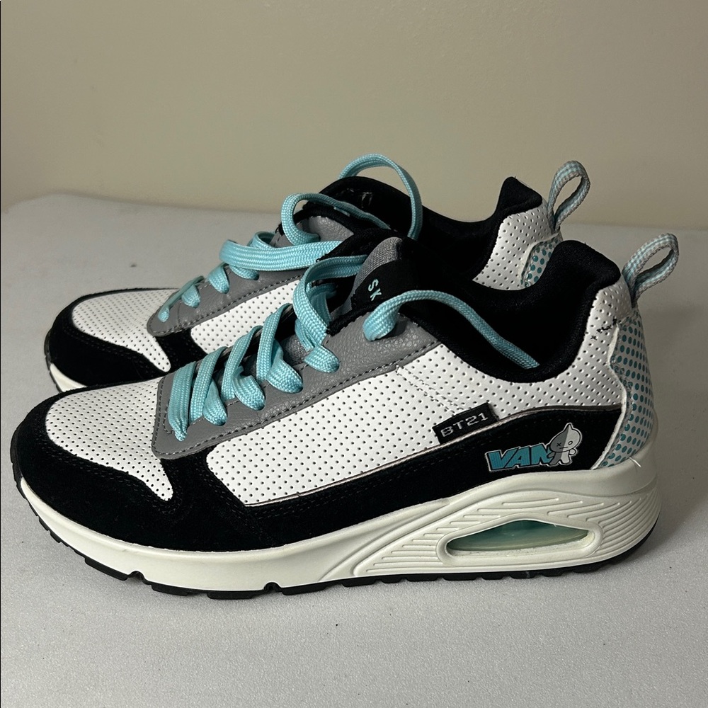 Skechers Kids' Black and Aqua BT21 VAN Sneakers size 6